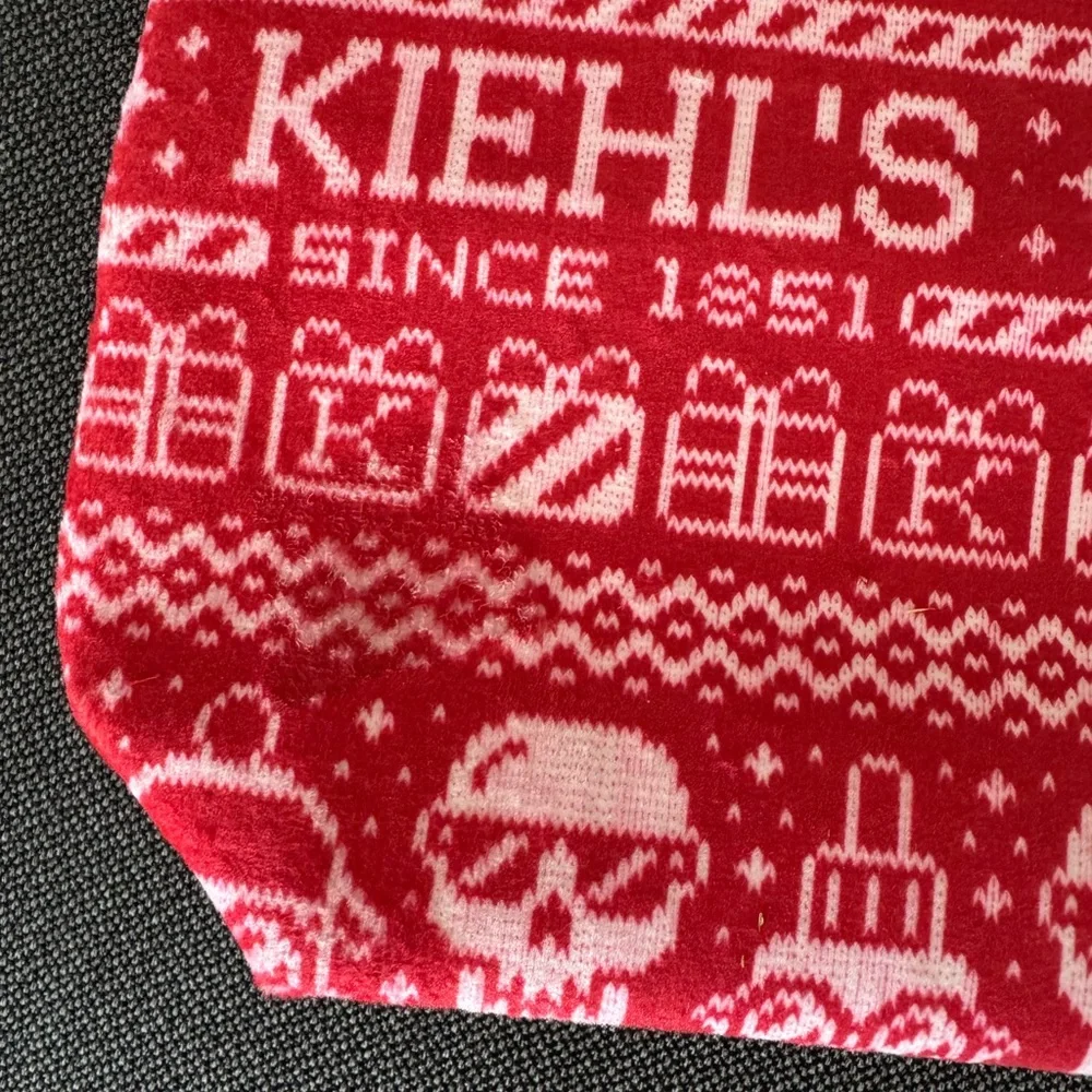 Kiehl’s NWOT Festive Red Pouch